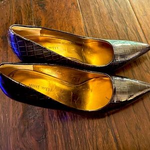 Nine West woman’s 4” heels size 9